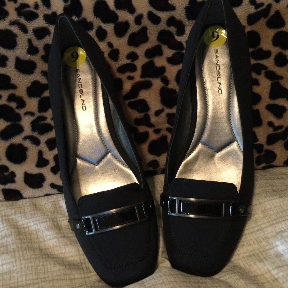 Womens Bandolino Black Dress Wedge Shoe